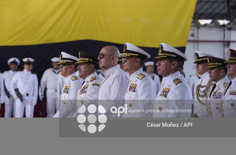 GYE-HELICOPTERO ARMADA