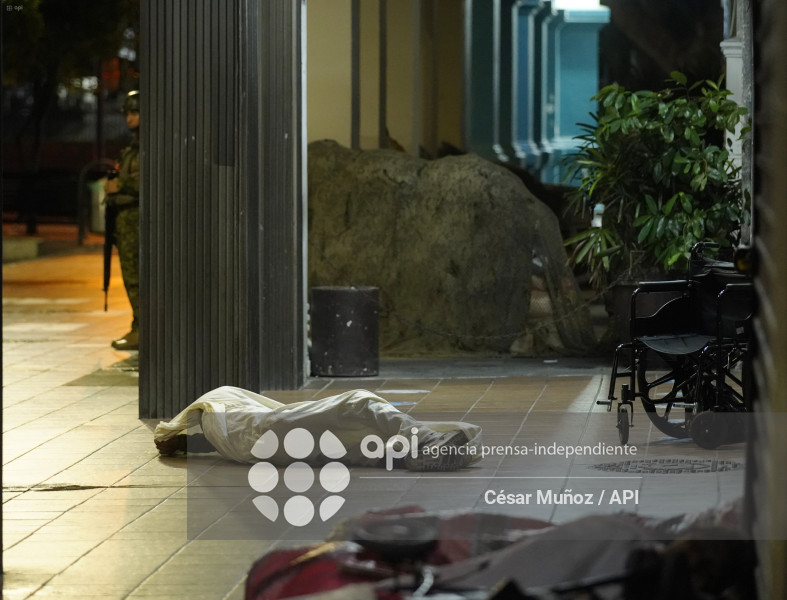 GYE-TOQUE DE QUEDA-HOMELESS