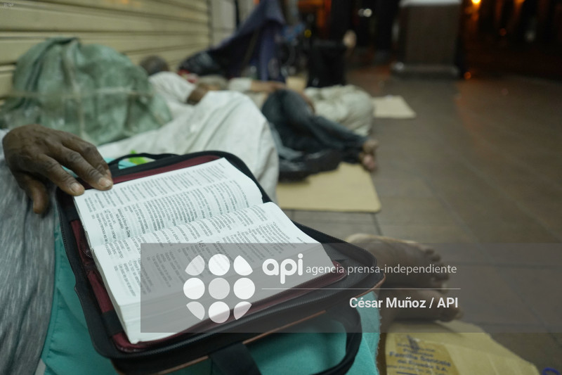 GYE-TOQUE DE QUEDA-HOMELESS