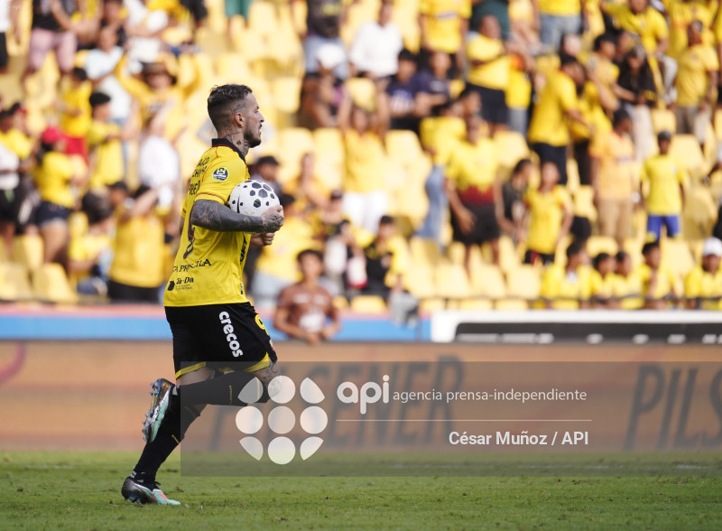 FBL-LIGAECUABET-BARCELONA-CATOLICA