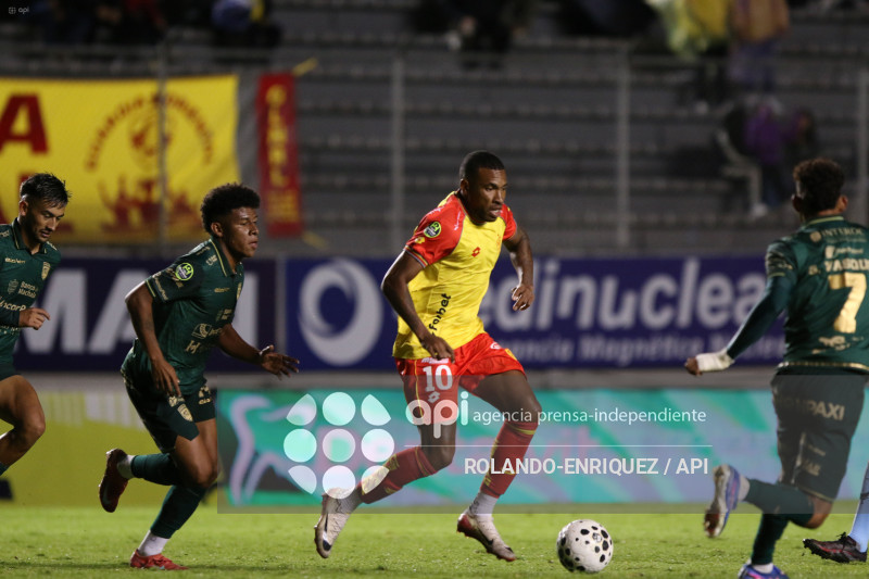 FBL LIGA ECUABET AUCAS VS ORENSE