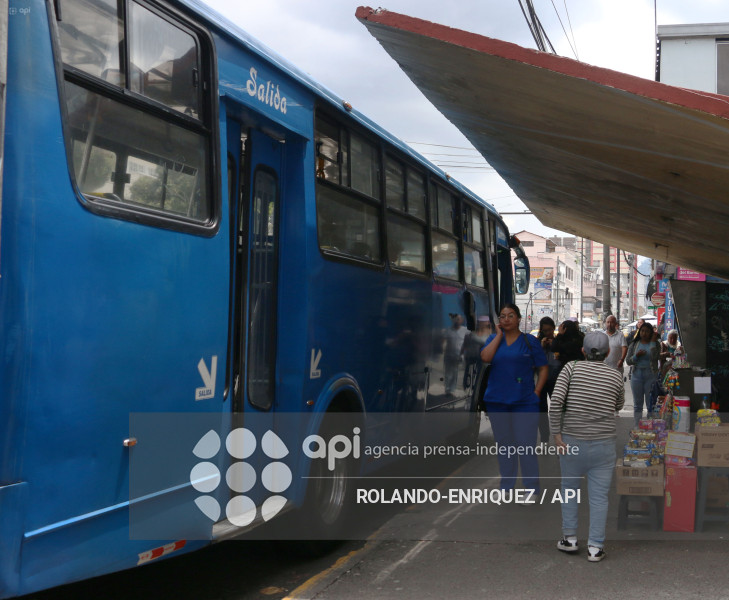 TRANSPORTISTAS ANUNCIAN POSIBLE SUSPENSION DE OPERACIONES