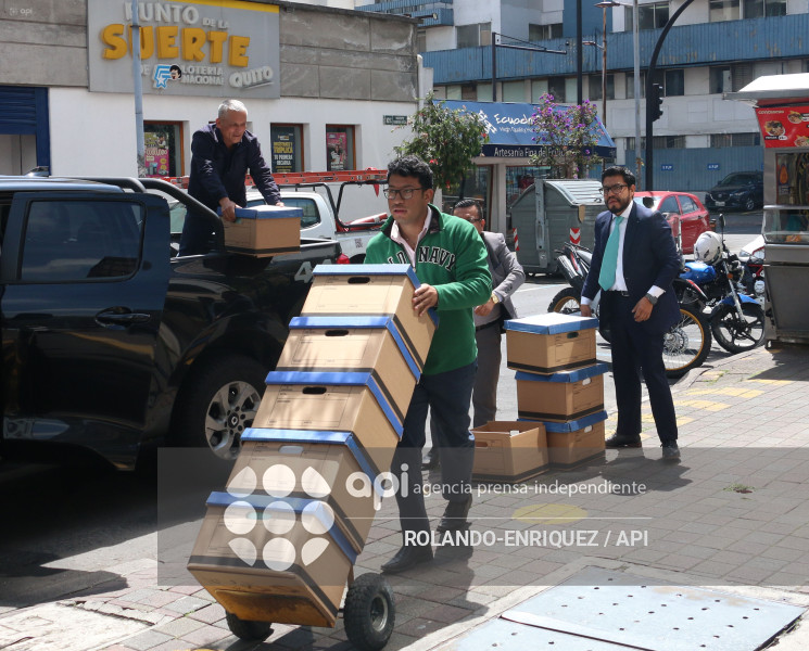 RENGEL FISCALIA CASO LEON DE TROYA