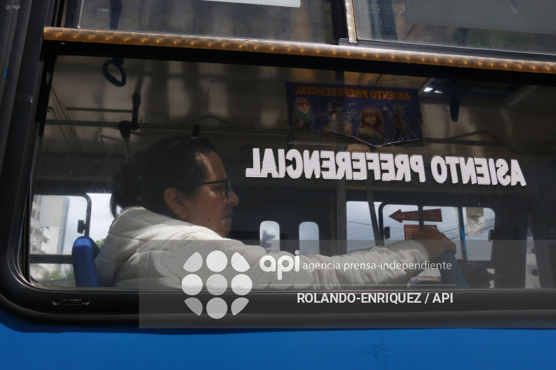 TRANSPORTISTAS ANUNCIAN POSIBLE SUSPENSION DE OPERACIONES