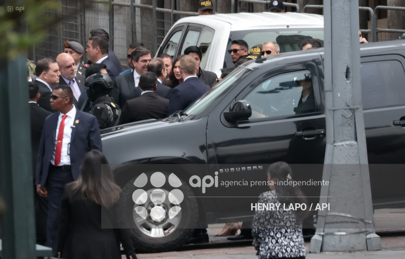 LLEGADA KRISTI NOEM ENVIADA ESPECIAL ESCUDO DE LAS AMERICAS