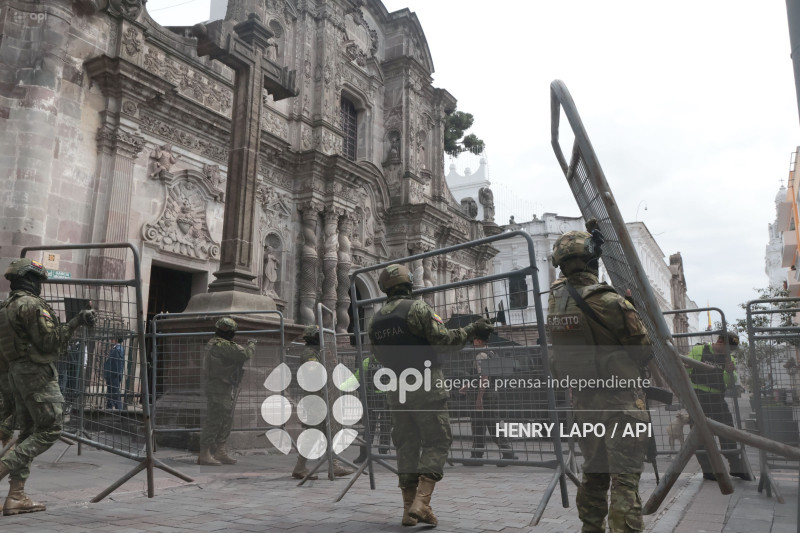 LLEGADA KRISTI NOEM ENVIADA ESPECIAL ESCUDO DE LAS AMERICAS