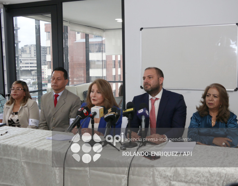 JUAN ESTEBAN GUARDERAS PRE CANDIDATO ALCALDE QUITO