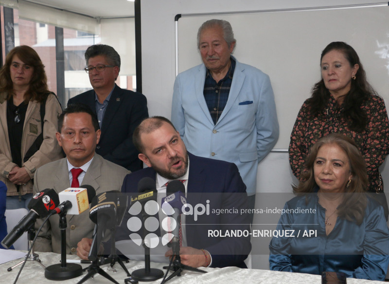 JUAN ESTEBAN GUARDERAS PRE CANDIDATO ALCALDE QUITO