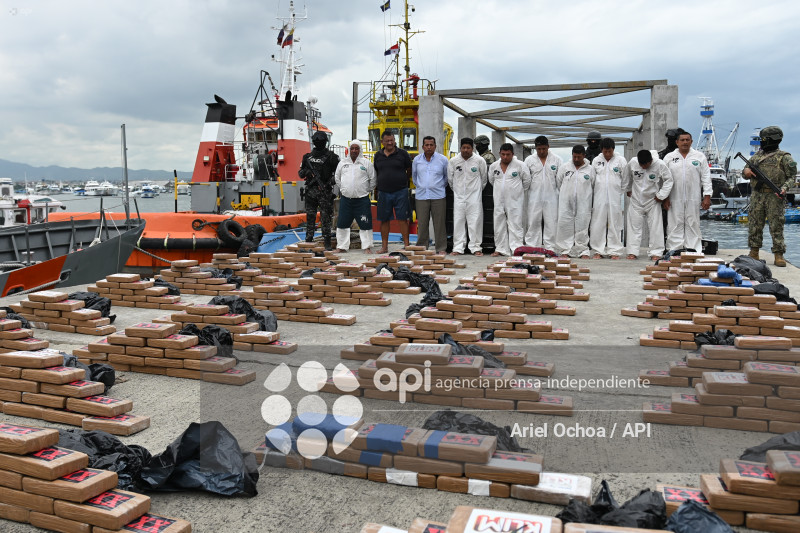 MANTA-DETENIDO-DROGA-PUERTO