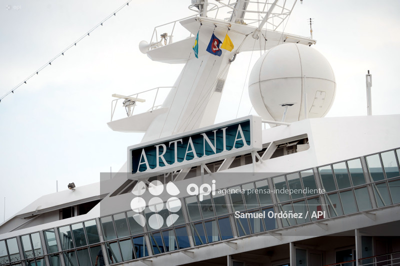 ESM-VISITA CRUCERO ARTANIA