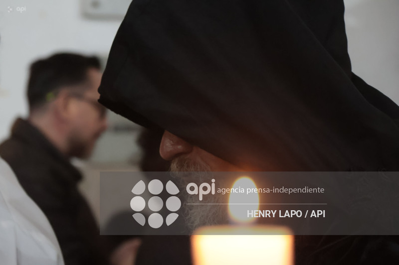 ARRASTRE DE CAUDAZ  SEMANA SANTA