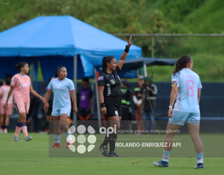 FBL SUPERLIGA FEMENINA CATOLICA VS MACARA