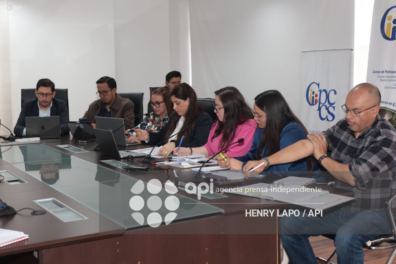 SESION COMISION PARA DESIGNAR FISCAL GENERAL