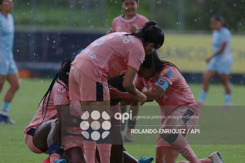 FBL SUPERLIGA FEMENINA CATOLICA VS MACARA