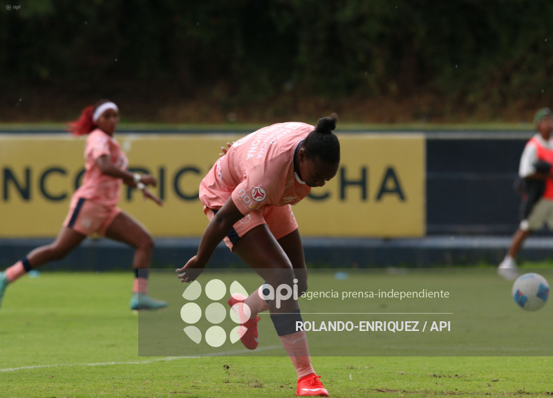 FBL SUPERLIGA FEMENINA CATOLICA VS MACARA