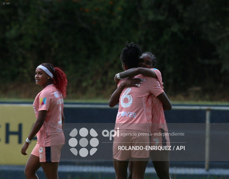 FBL SUPERLIGA FEMENINA CATOLICA VS MACARA