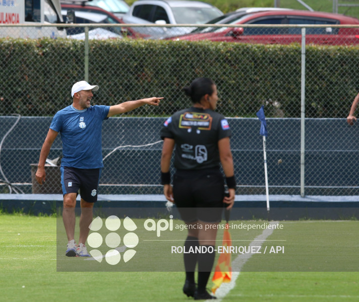 FBL SUPERLIGA FEMENINA CATOLICA VS MACARA