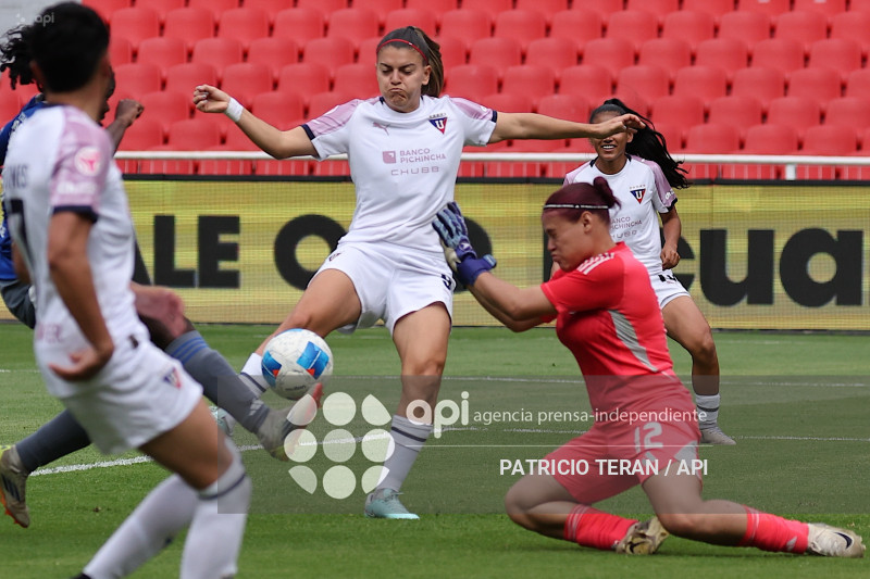 FBL SUPERLIGA FEMENINA GUERRERAS ALBAS LDU VS EMELEC