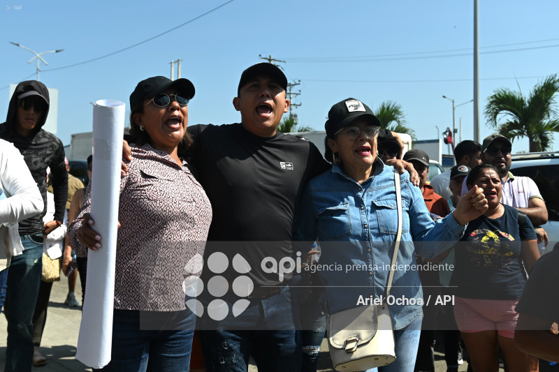 MANTA-PESCADORES-PROTESTA