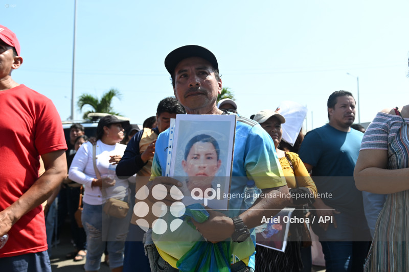 MANTA-PESCADORES-PROTESTA