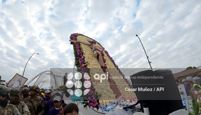 GYE-PROCESION CRISTO DEL CONSUELO