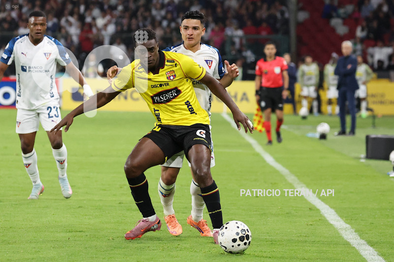 FBL LIGA ECUABET LDU VS BARCELONA