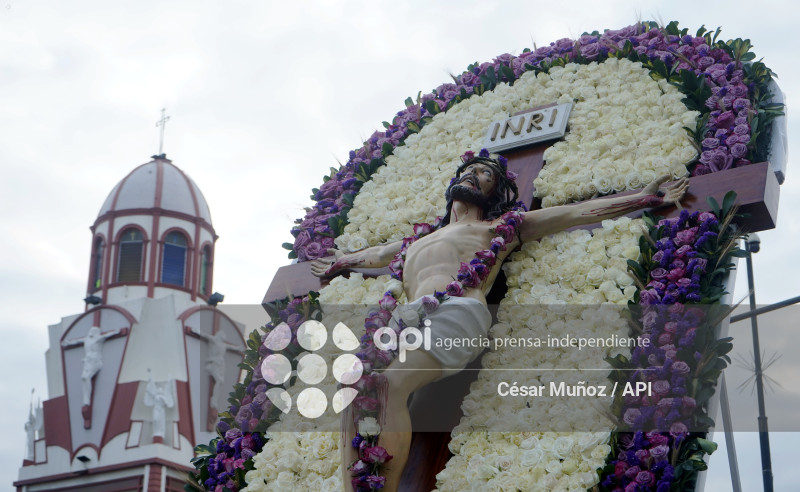 GYE-PROCESION CRISTO DEL CONSUELO