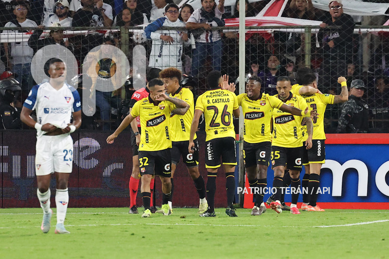 FBL LIGA ECUABET LDU VS BARCELONA