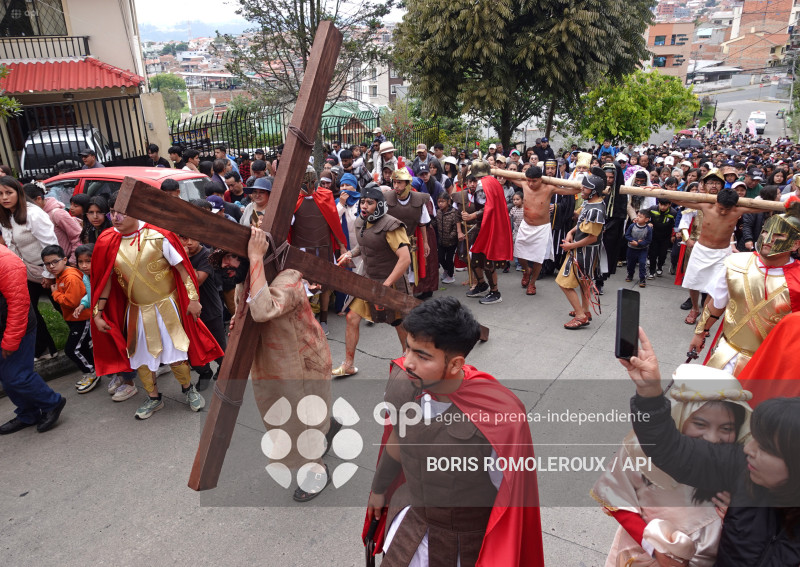 CUENCA-VIACRUSIS-VIERNES SANTO MIRAFLORES