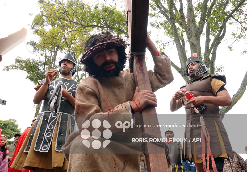 CUENCA-VIACRUSIS-VIERNES SANTO MIRAFLORES