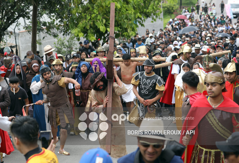 CUENCA-VIACRUSIS-VIERNES SANTO MIRAFLORES
