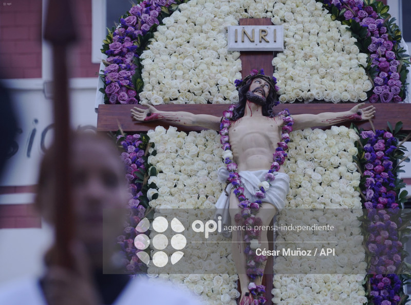 GYE-PROCESION CRISTO DEL CONSUELO