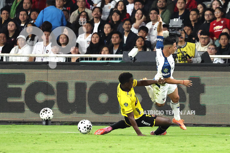 FBL LIGA ECUABET LDU VS BARCELONA