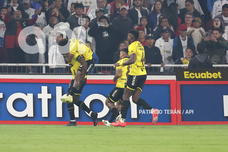 FBL LIGA ECUABET LDU VS BARCELONA