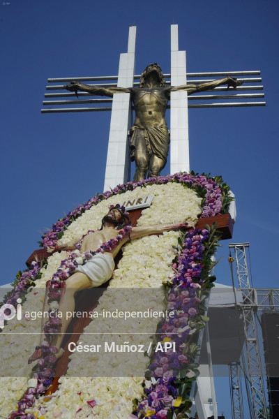GYE-PROCESION CRISTO DEL CONSUELO