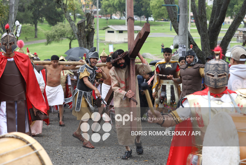 CUENCA-VIACRUSIS-VIERNES SANTO MIRAFLORES