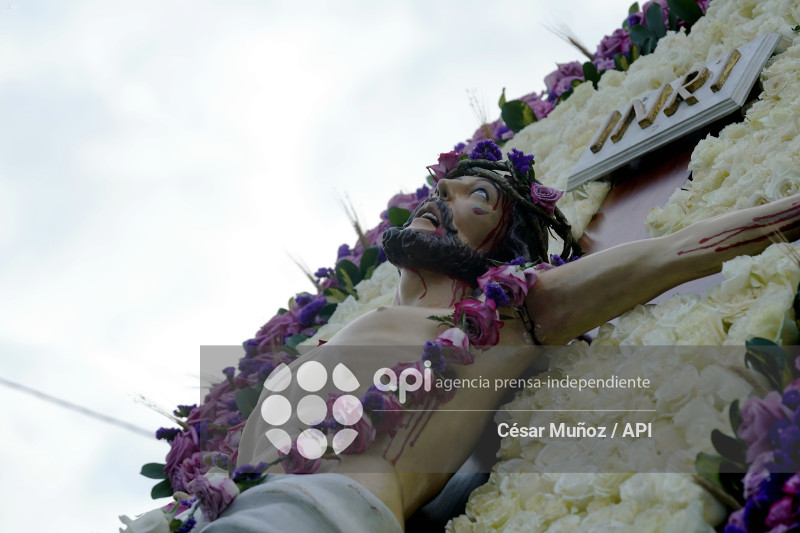 GYE-PROCESION CRISTO DEL CONSUELO