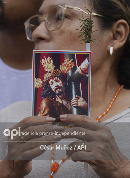 GYE-PROCESION CRISTO DEL CONSUELO