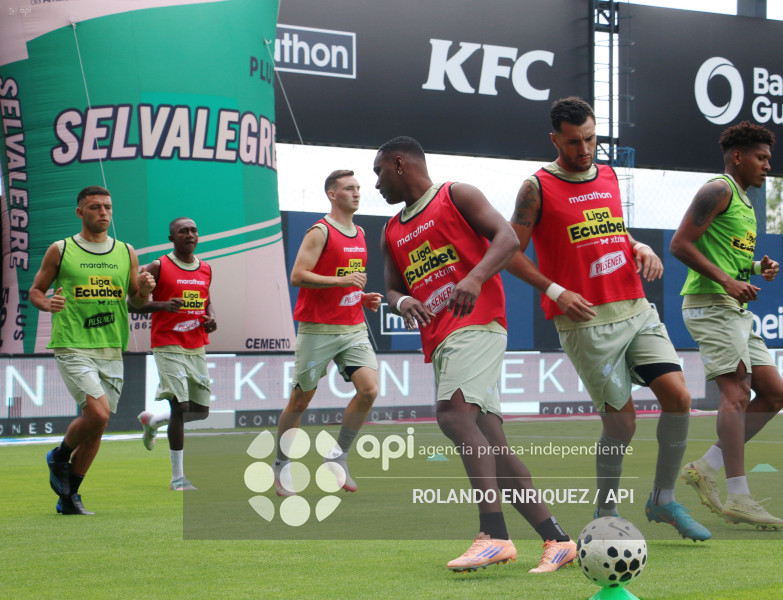 FBL LIGA ECUABET INDEPENDIENTE VALLE VS ORENSE