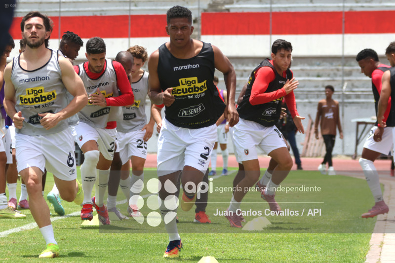 FBL-LIGAECUABET-LEONES FC-DELFIN