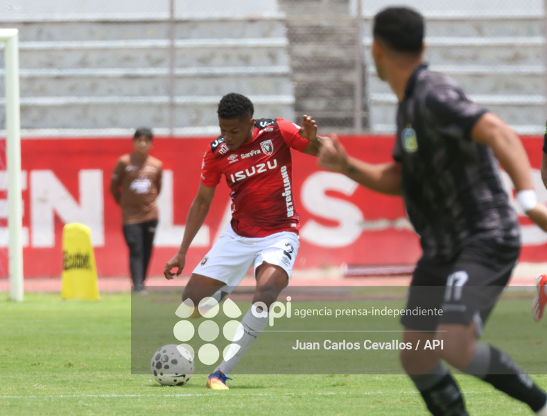 FBL-LIGAECUABET-LEONES FC-DELFIN