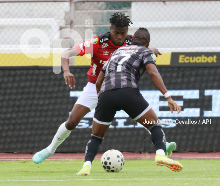 FBL-LIGAECUABET-LEONES FC-DELFIN