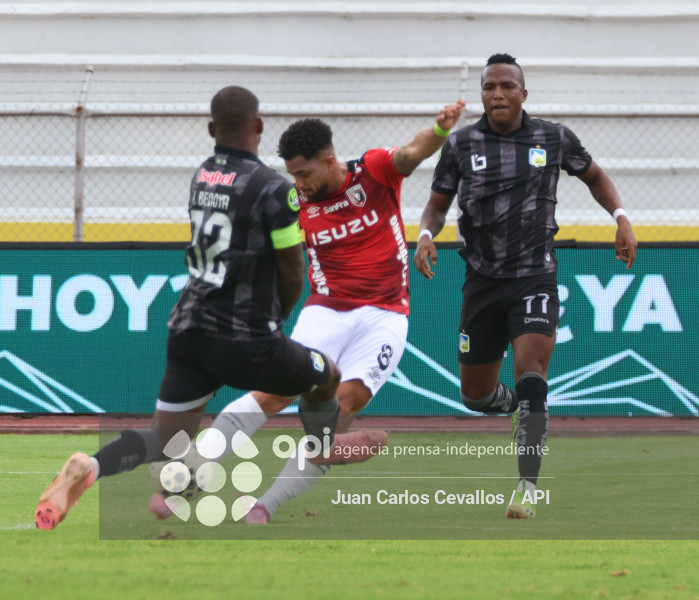 FBL-LIGAECUABET-LEONES FC-DELFIN