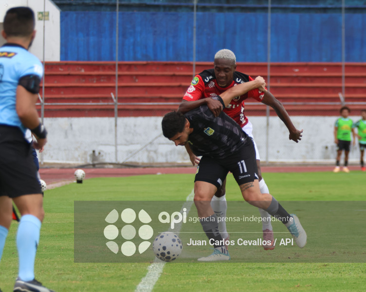 FBL-LIGAECUABET-LEONES FC-DELFIN