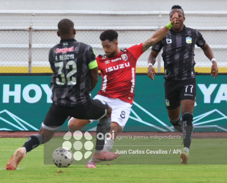 FBL-LIGAECUABET-LEONES FC-DELFIN