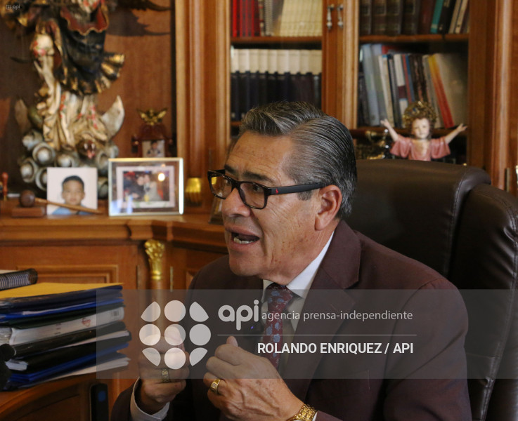 ENTREVISTA JURISTA MARCELO DUENAS SOBRE JORGE GLAS