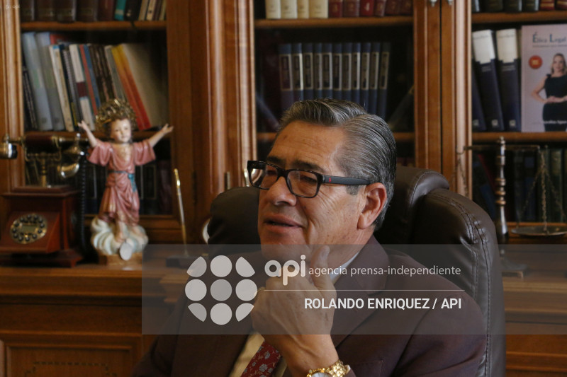 ENTREVISTA JURISTA MARCELO DUENAS SOBRE JORGE GLAS
