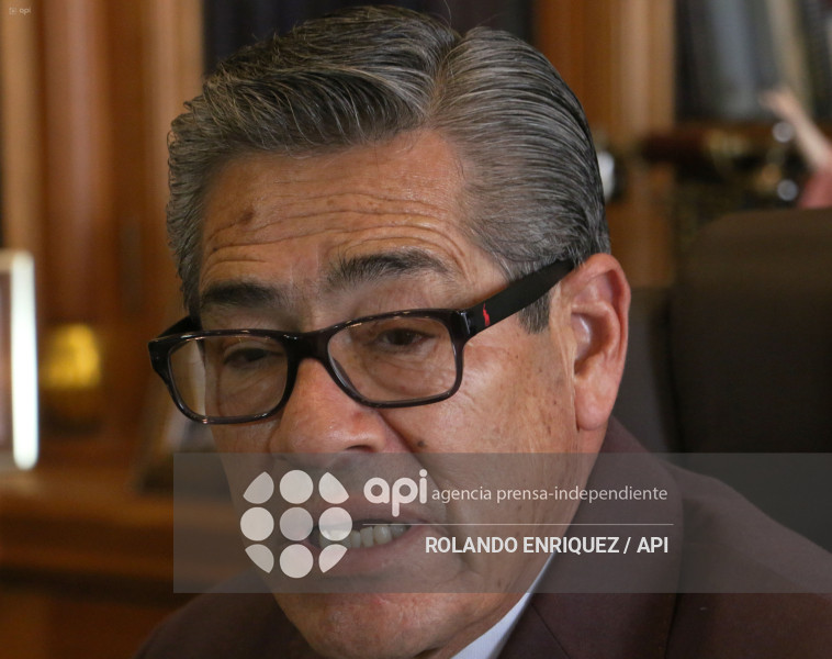 ENTREVISTA JURISTA MARCELO DUENAS SOBRE JORGE GLAS
