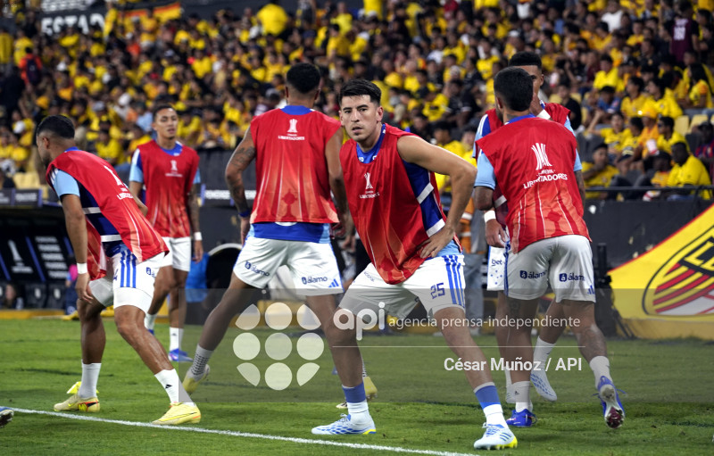 FBL-LIBERTADORES-BARCELONA-CRUZEIRO
