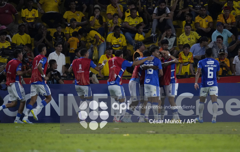 FBL-LIBERTADORES-BARCELONA-CRUZEIRO